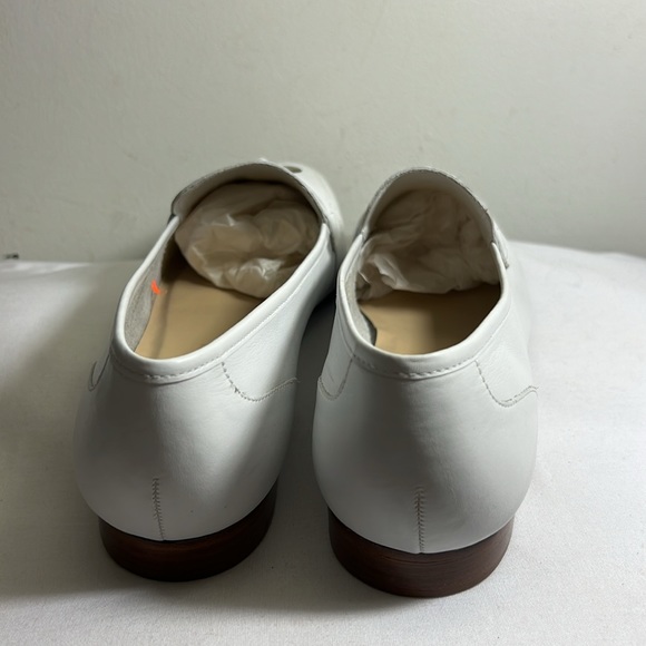 PRE-OWNED Women's Enzo Angiolini White Leather Shoes with metal tassels size 10M - Picture 4 of 5